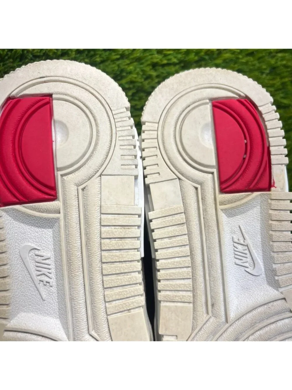 Nike Air Force 1 Pixel Womens Size 8.5 Ivory Red Athletic Walking Shoes Sneakers